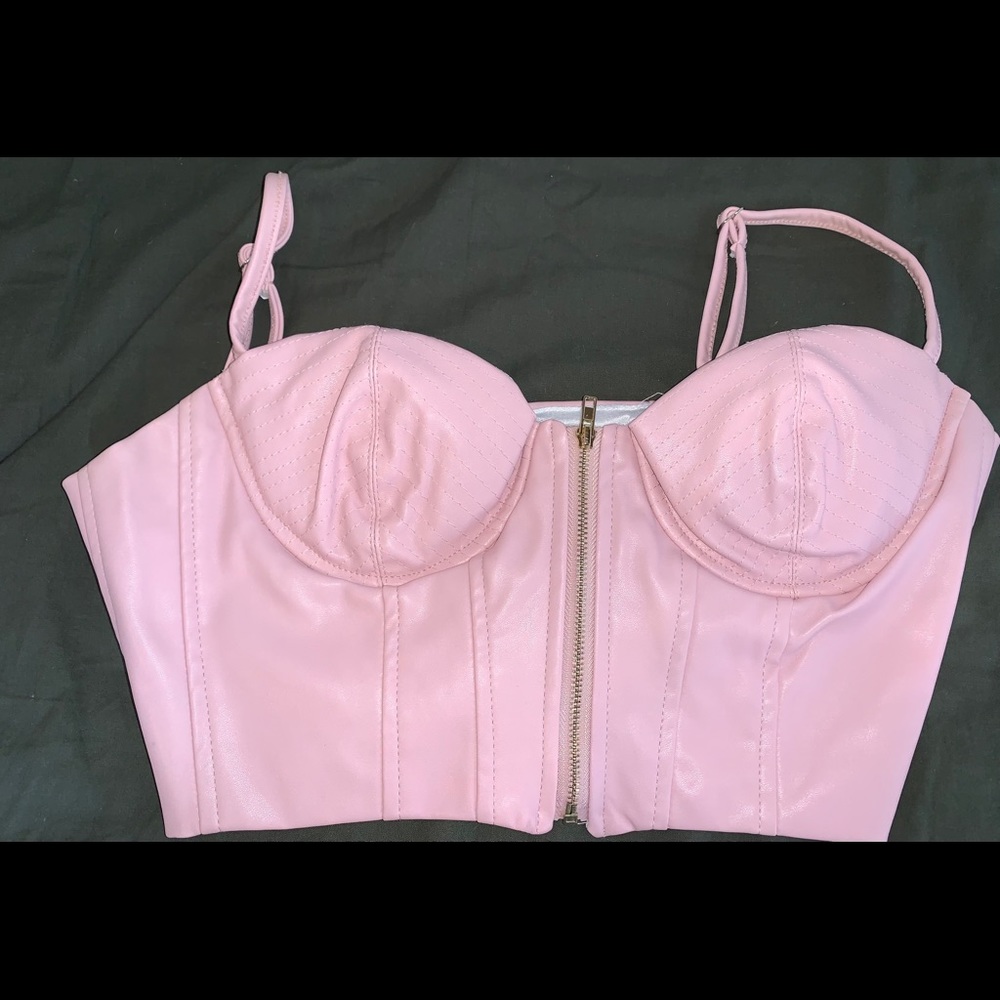 Baby Pink crop